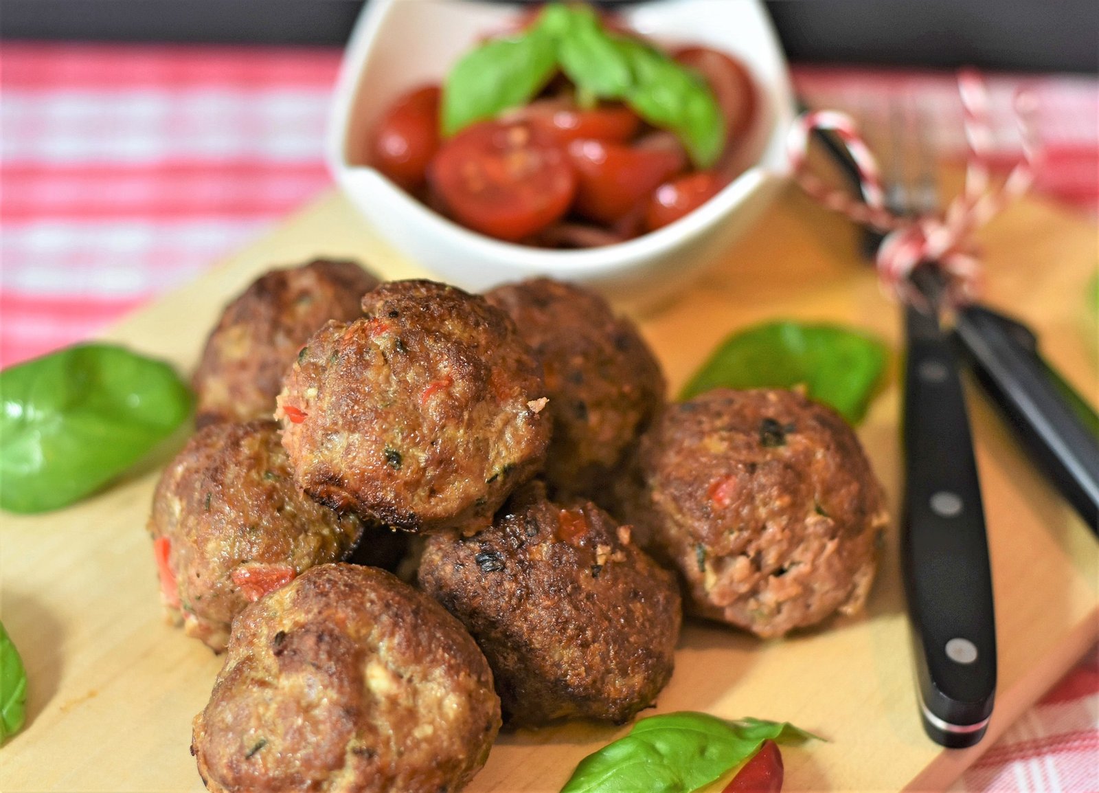 FAVOURITE FOODS IMG 62 MONTANA Bison Meatballs meatballs-4511773_1920